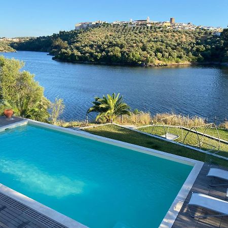 Montes De Charme Bed and Breakfast Αβίς Εξωτερικό φωτογραφία