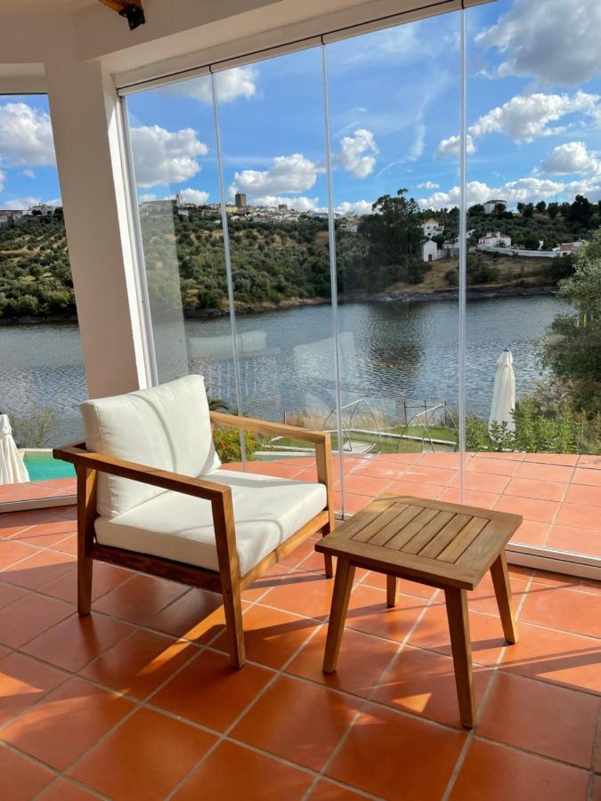 Montes De Charme Bed and Breakfast Αβίς Εξωτερικό φωτογραφία